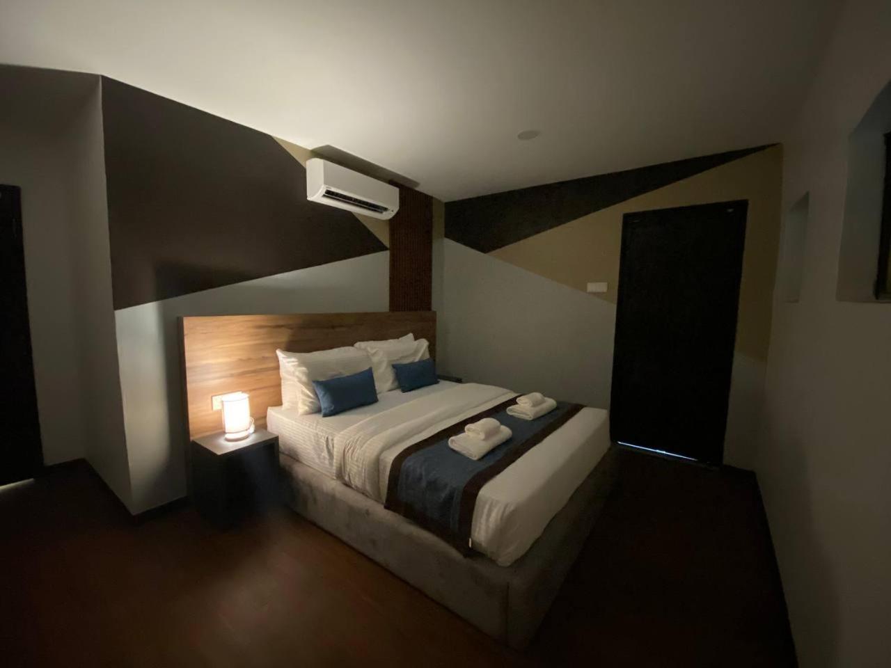 Assalam Hotel Кота-Бару Экстерьер фото